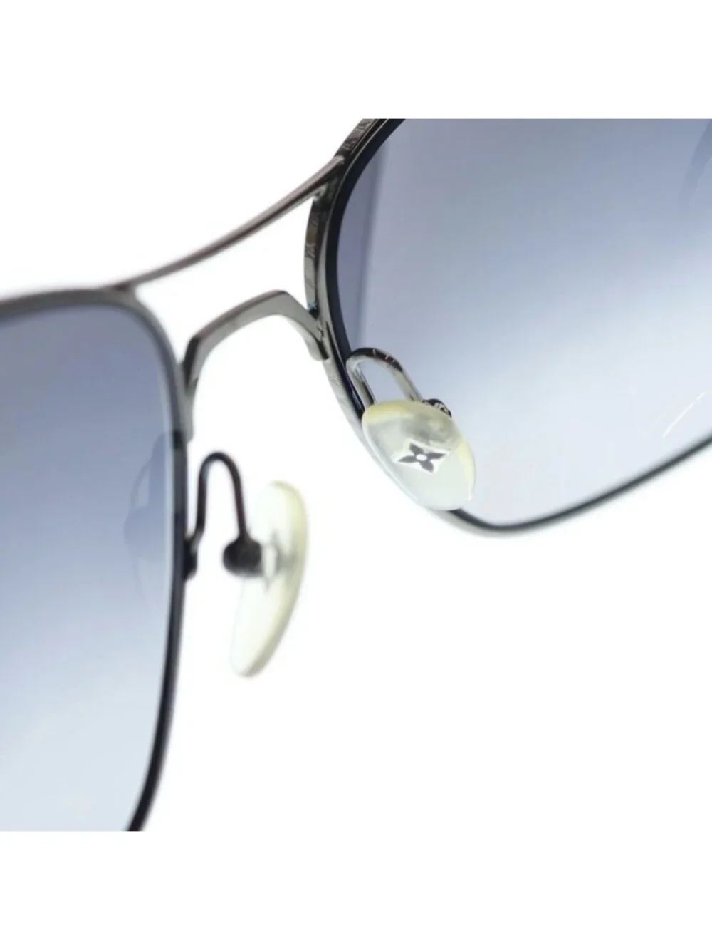 Louis Vuitton Conspiration GM Gradient Sunglasses 62 16 Black Eyewear